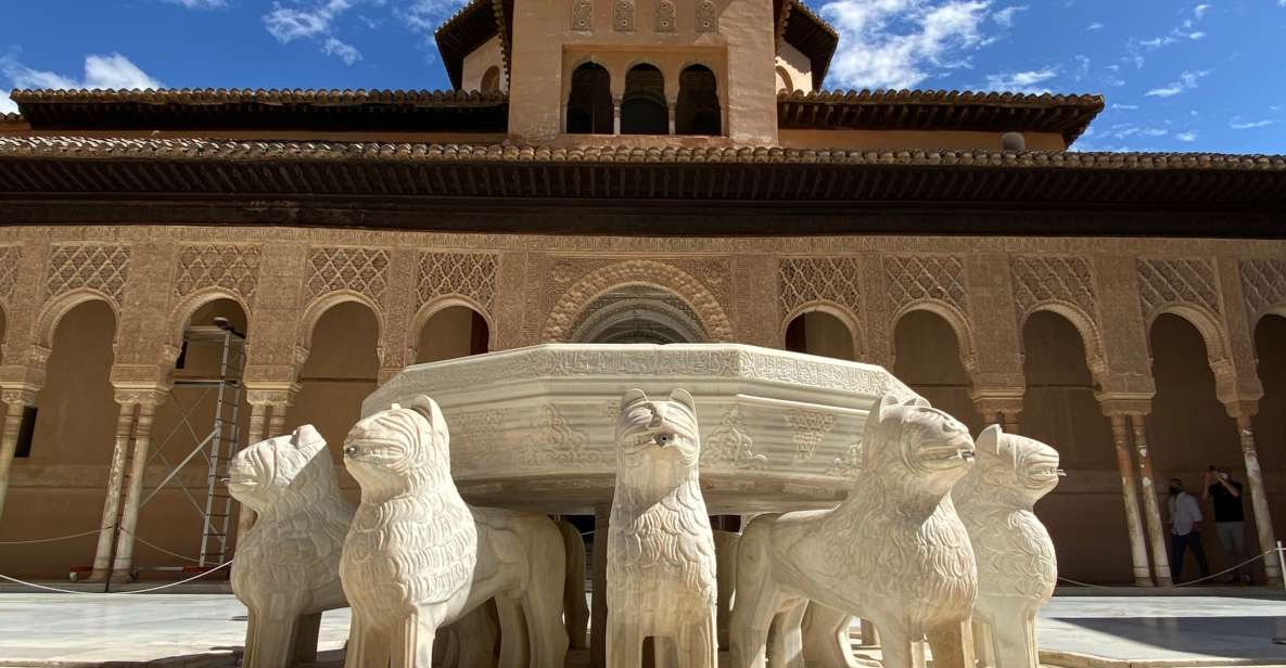 Granada: Alhambra & Generalife Fast-Track Guided Tour - Tour Overview