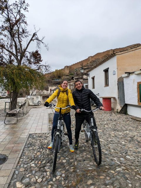 Granada: Ebike Tour 2 Hours - Tour Overview