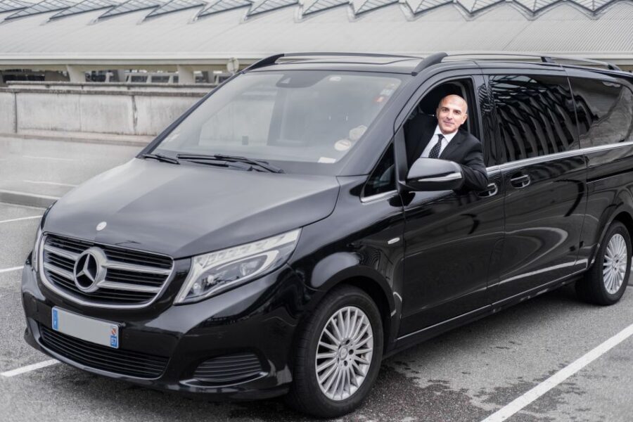 Group Transfer From Lyon Airport to City Center