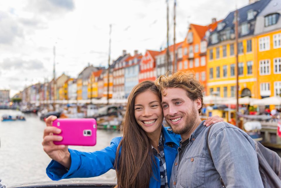 Guided Car Tour of Copenhagen City Center, Nyhavn, Palaces - Tour Overview