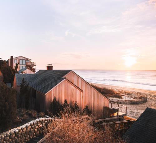 Gurneys Montauk Resort & Seawater Spa - Overview and Location