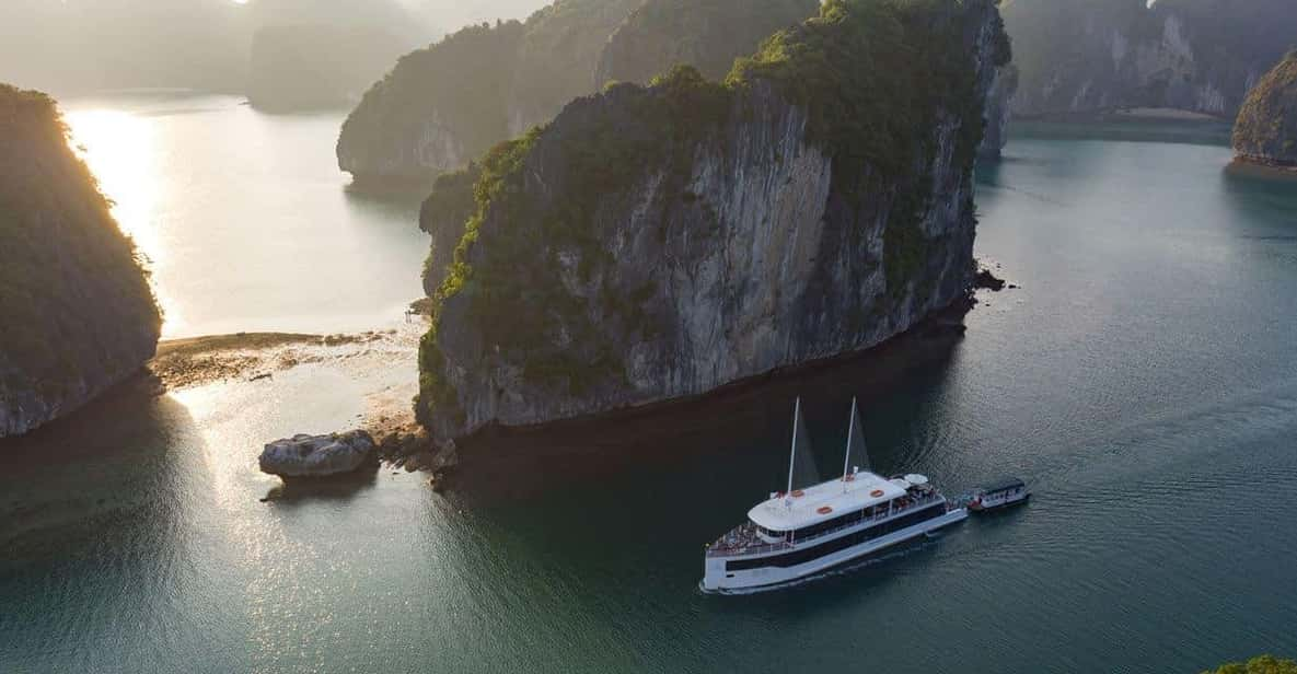 Halong Bay Luxury 5*Cruise/Kayaking, Buffet Lunch, Limousine - Itinerary Highlights