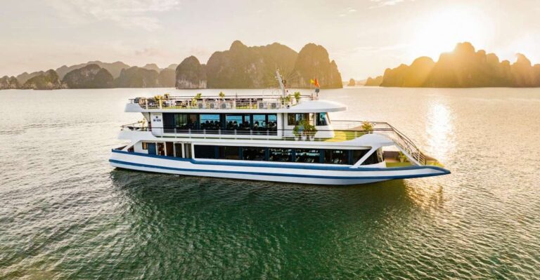 Halong Bay Luxury Cruise, 6 Hours Trip, Buffet, Kayaking