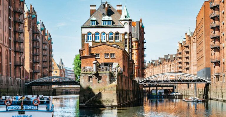 Hamburg: 1.5-Hour Harbor and Speicherstadt Day Cruise