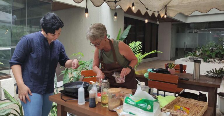 Hands on Manila Cooking Class: Filipino Snacks