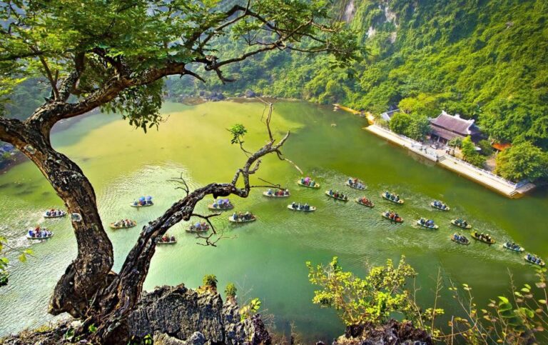 Hanoi: Hoa Lu, Trang An, and Mua Cave Full-Day Trip