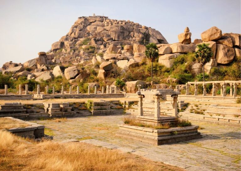 Heritage & Cultural Walk of Hampi 2 Hour Guided Walking Tour