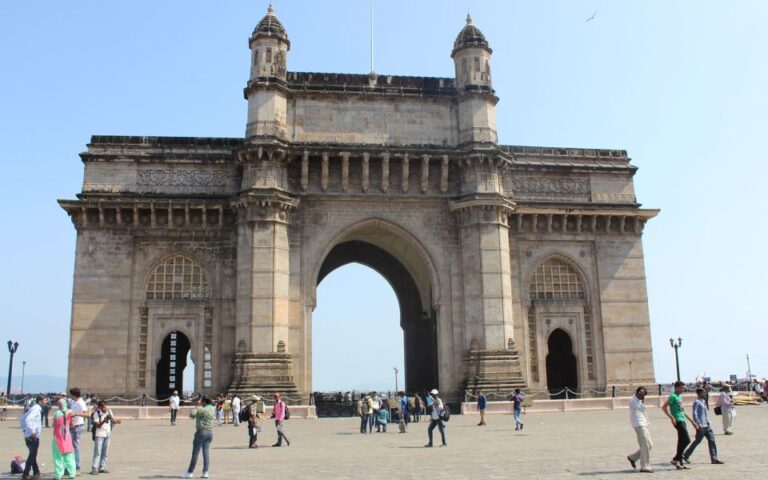 Heritage Mumbai Colaba Area Walking Tour With Coffee Stop