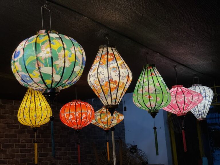 Hoi An: Vietnamese Foldable Lantern Making Class