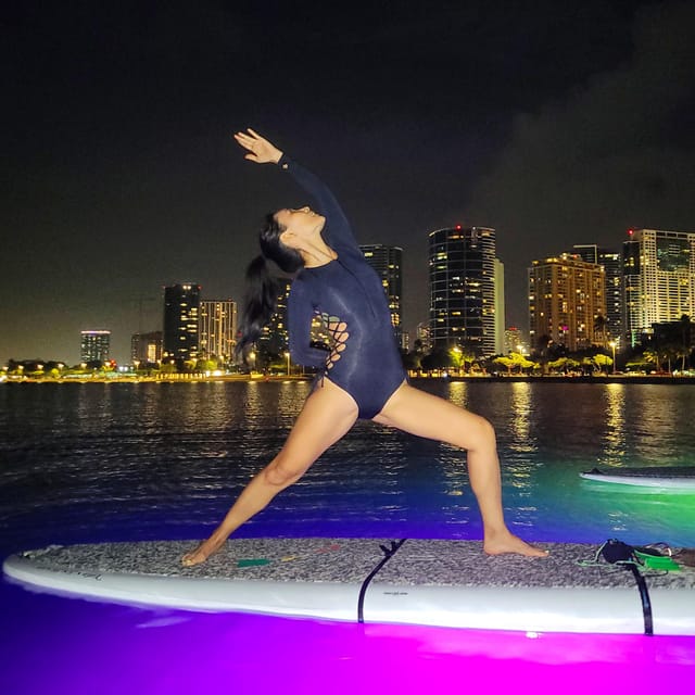 Honolulu: Night SUP Yoga Class - Activity Overview