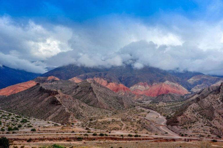 Hornocal: Tour of the 14 Colors Mountain & Humahuaca´s Gorge