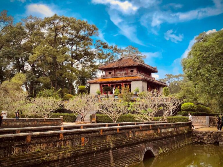 Hue Imperial City With Sightseeing From Tien Sa Port