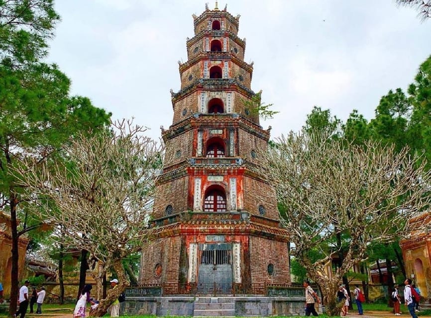 Hue : Royal Tombs- Thien Mu Pagoda- Dragon Boat Private Tour - Tour Overview