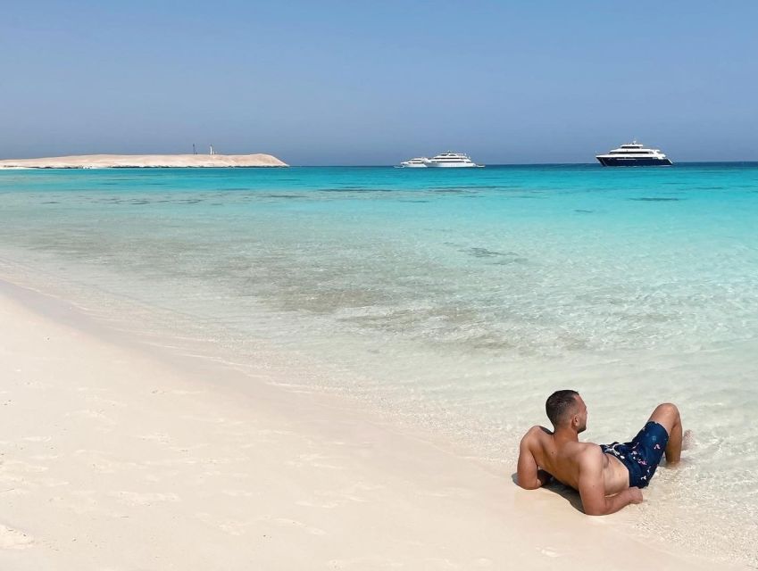 Hurghada: Dolphin Watching Private Yacht & Island Tour - Tour Overview and Pricing