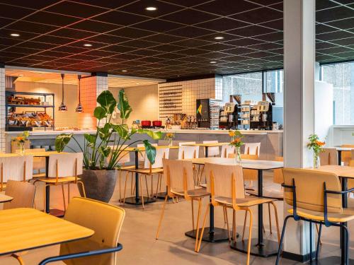 Ibis Budget Amsterdam Airport - Hotel Overview