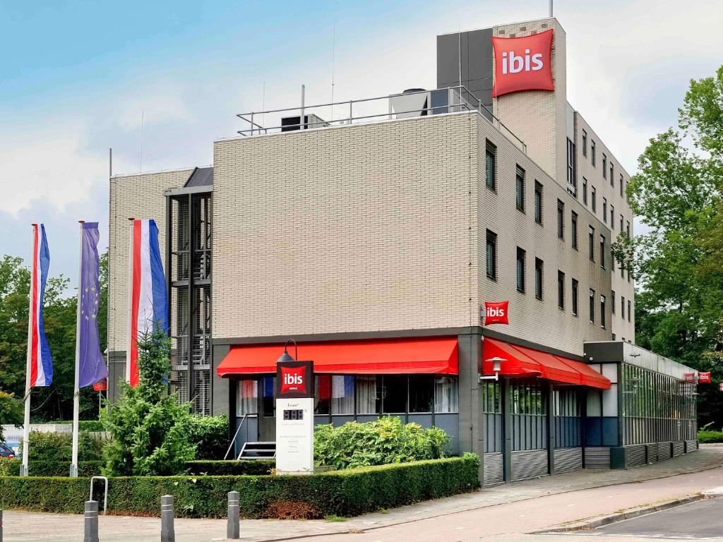 Ibis Utrecht - Hotel Overview