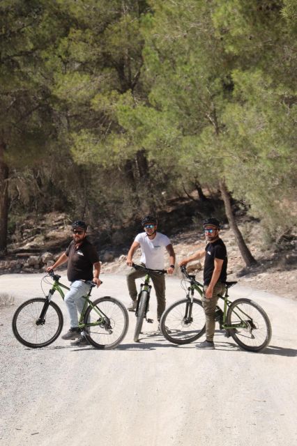 Ibiza: Town Bike Excursion