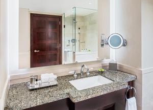 InterContinental Boston, an IHG Hotel - Hotel Overview and Location