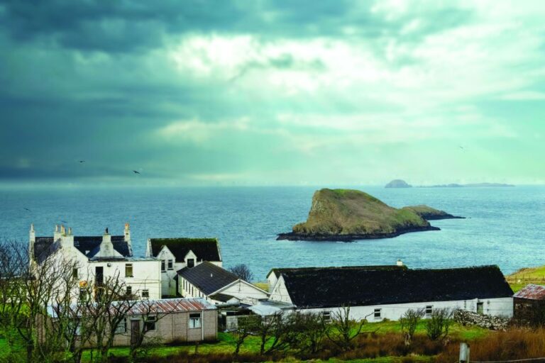 Isle of Skye: 2-Day Driving Tour With an APP