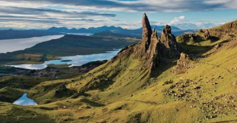 Isle of Skye: Sightseeing Highlights Minibus Tour