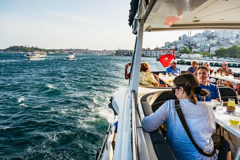 Istanbul: Bosphorus Sunset Cruise on a Luxury Yacht - Tour Overview