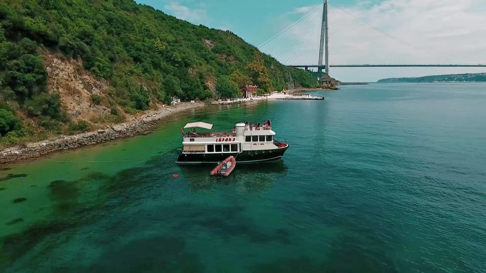 Istanbul: Private Bosphorus Boat Cruise - Tour Overview and Pricing