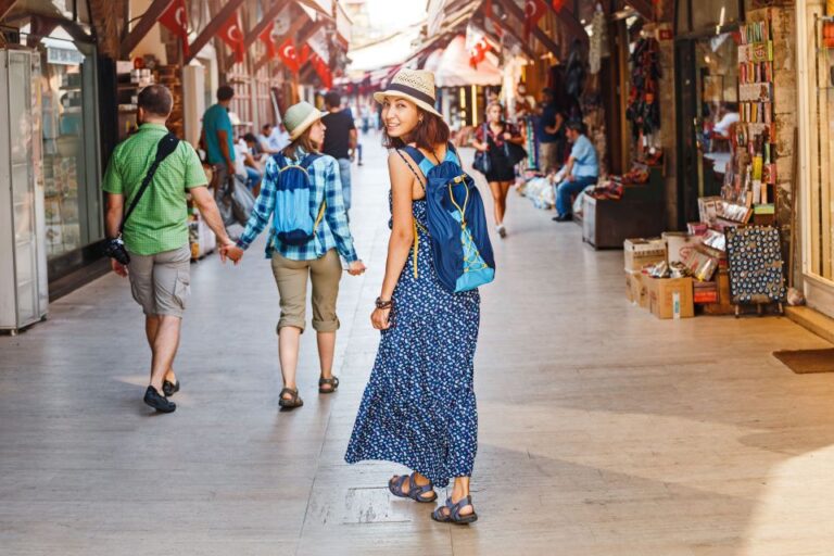 Istanbul: Professional Photoshoot at Grand Bazaar