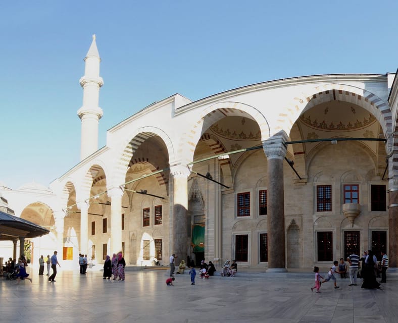 Istanbuls Fatih District: 3-Hour Tour With Entrance Fees - Overview of the Tour