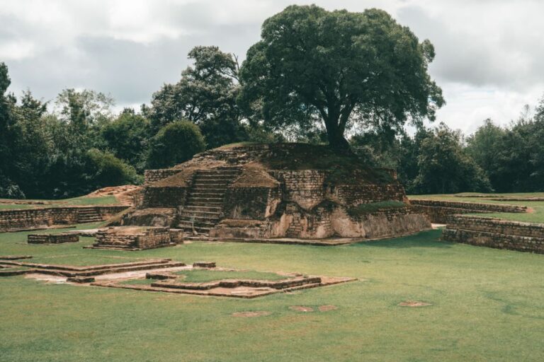 Iximche and Antigua Day Tour