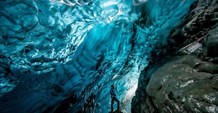 Jökulsárlón: Glacier Hike to a Remote Ice Cave