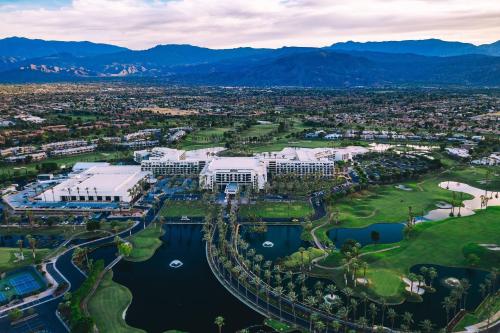 JW Marriott Desert Springs Resort & Spa - Amenities and Services