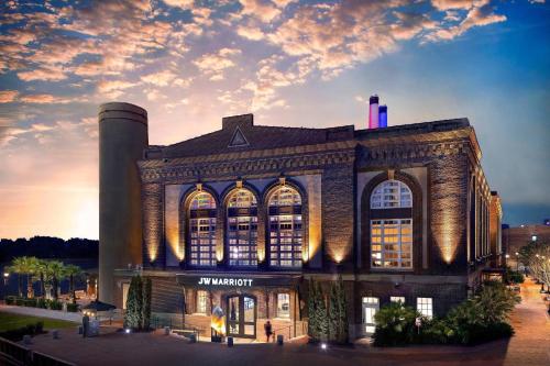 JW Marriott Savannah Plant Riverside District - Hotel Overview and Location