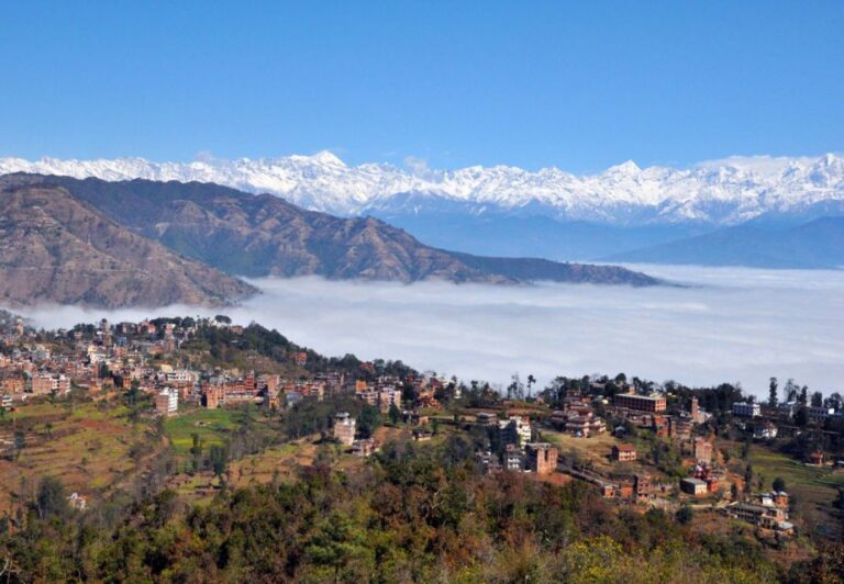 Kathmandu: Day Hike With Dhulikhel to Namobuddha