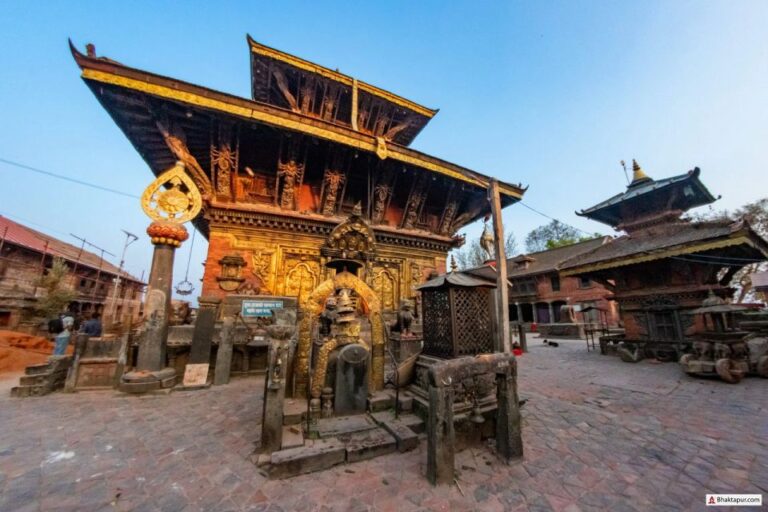 Kathmandu: Nagarkot Sunrise & Day Hike To ChanguNarayan Tour