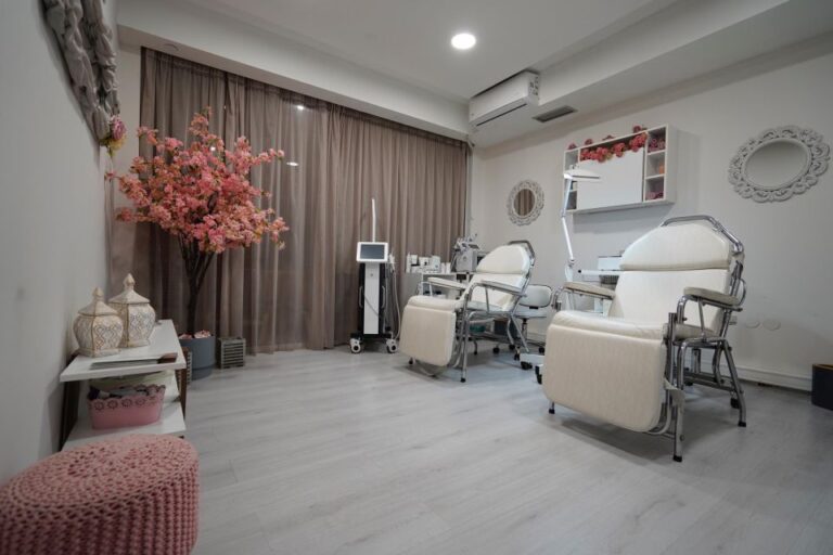 Kavala : Relax Massage and Beauty Services