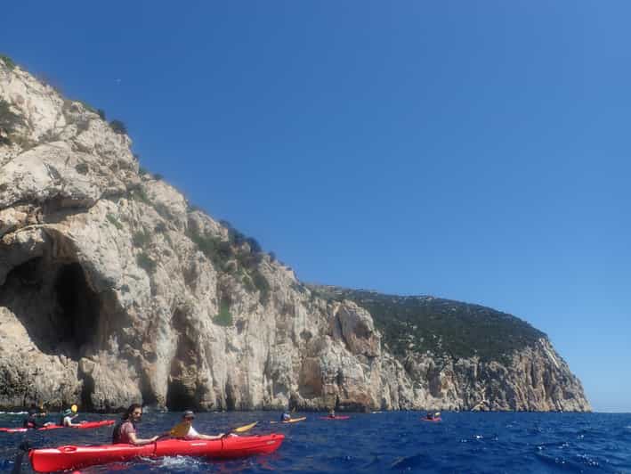 Kayak Tour of Capo Figari, Golfo Aranci (3 Hours) - Language Support and Audience