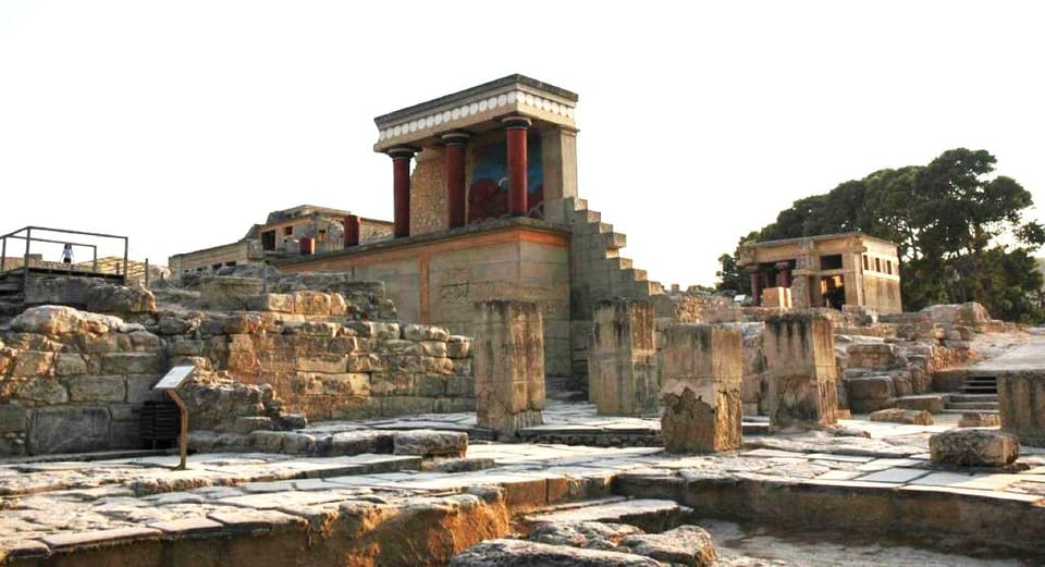 Knossos Minoan Palace & Archaeological Museum From Heraklion - Historical Significance