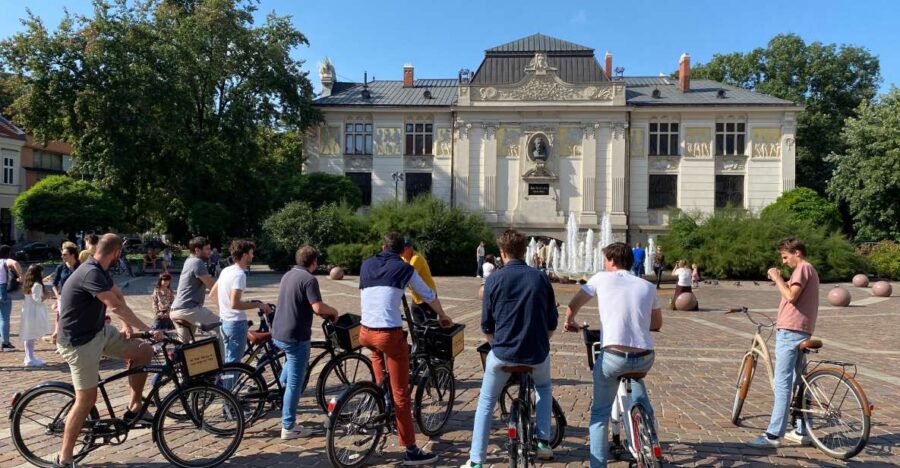 Krakow: 2h Kazimierz (Jewish Quarter) Bike Tour