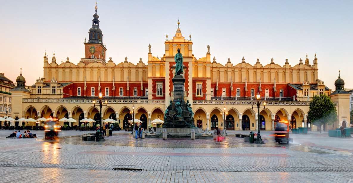 Krakow Old Town and Cloth Hall Private Guided Tour - Tour Overview