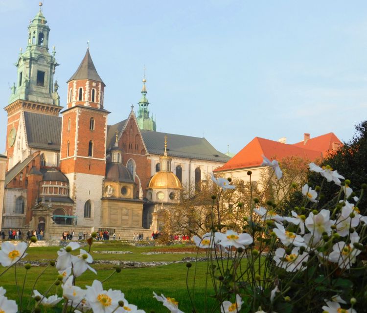 Krakow Old Town and Jewish Quarter in One Guided Walk - Overview of the Guided Walk