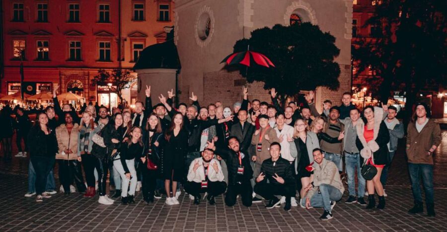 Krakow: Pub Crawl With 1 Hour of Unlimited Alcoholic Drinks