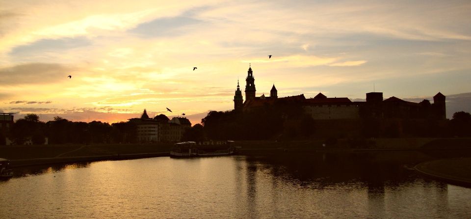 Krakow: Skip the Line Wawel Castle & Cathedral Private Tour - Tour Overview