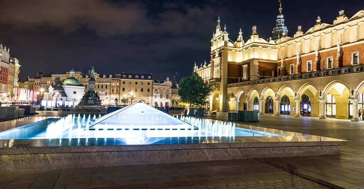 Krakows Rynek Museum, Old Town & St. Marys Basilica Tour - Tour Overview