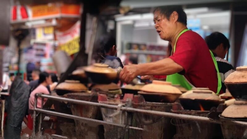 Kuala Lumpur: Street Art and Nightlife Tour - Street Art Exploration