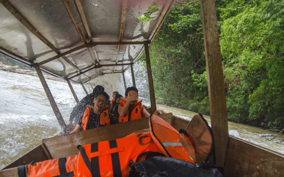 Kuala Lumpur: Taman Negara National Park Teras Waterfall - Group Size Details