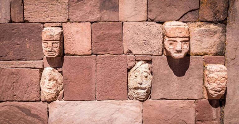 La Paz: Tiwanaku Archaeological Site Guided Tour 1-Day