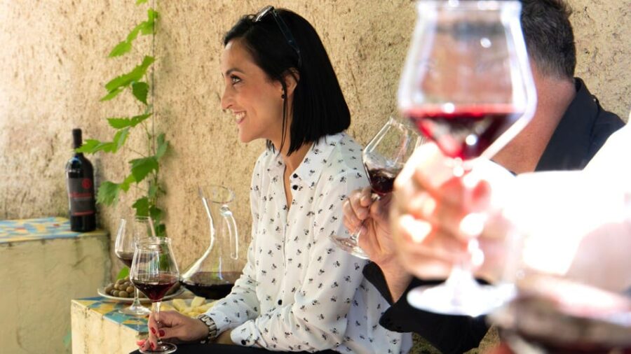 Laconi: Visit a Winery With Wine Tasting