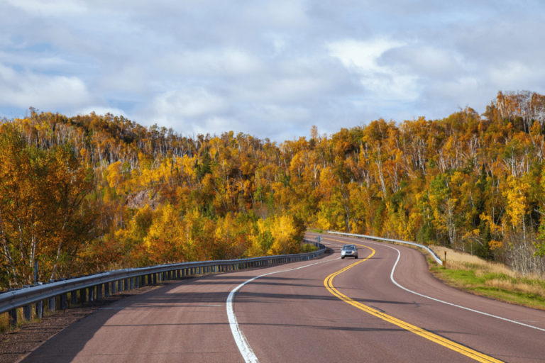 Lake Superior North Shore: Iconic Views Driving Tour