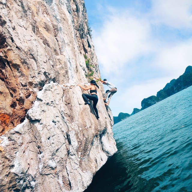 Lan Ha Bay: Deep-water Soloing