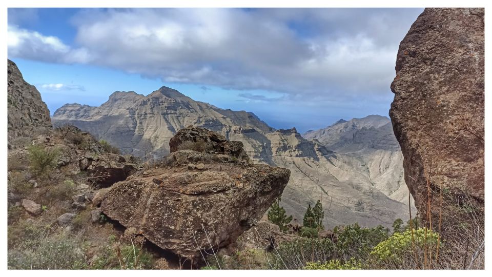 Las Palmas: Inagua Natural Reserve Gran Canaria Walking Tour - Tour Overview